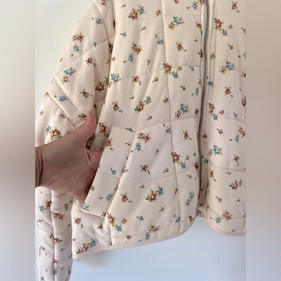 Forever 21 Light Pink Floral Quilted Full Zip Cropped Jacket Plus Size 1X - Picture 6 of 9